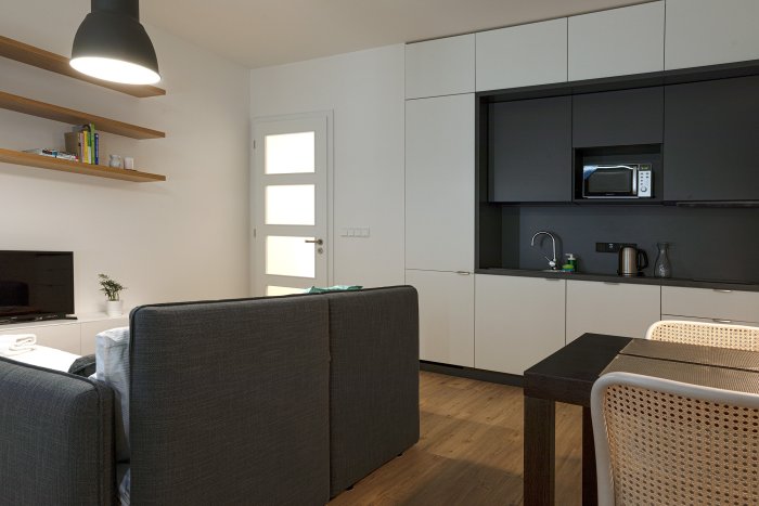 Rent of a modern furnished apartment 1+kk Prague 6 near the metro Veleslavín