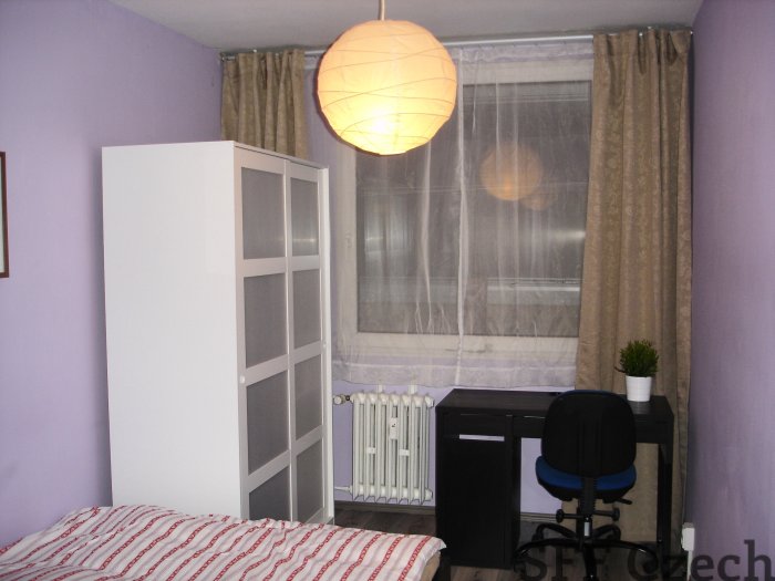 Private room in shared apartment – ​​Prague 9, Libeň near metro | Short and long term