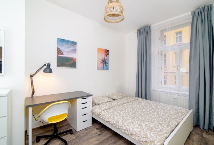 Krásný, plně zařízený byt 2+kk k pronájmu u metra Florenc – Karlín, Praha 8
